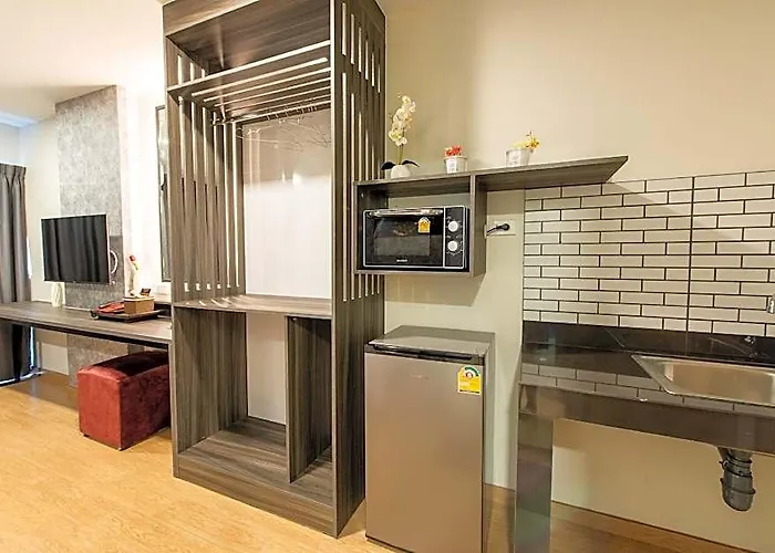 Metro Ratchada 36 Hotell 3*